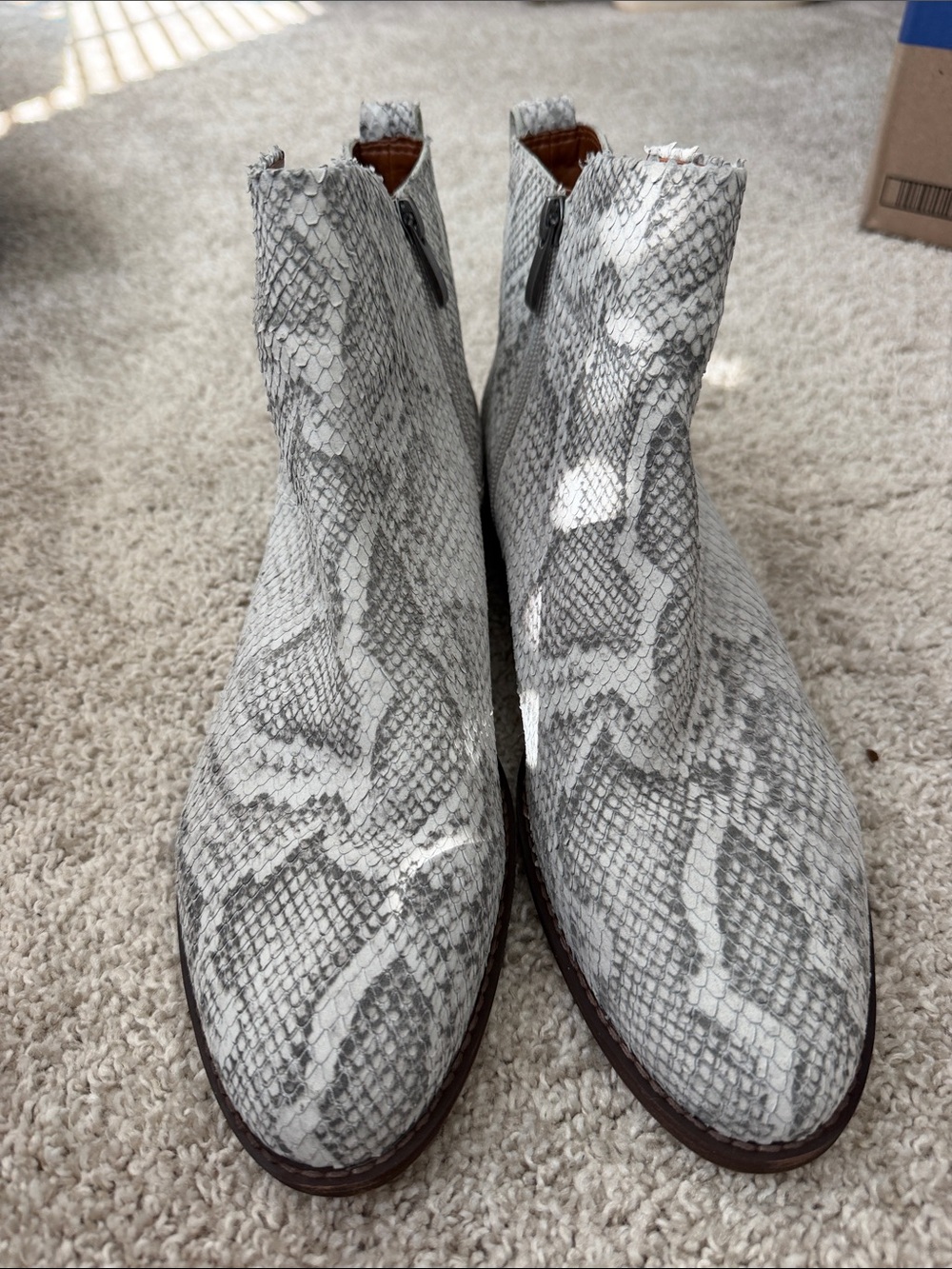 Gray Snakeskin-Pattern Chelsea Boots
